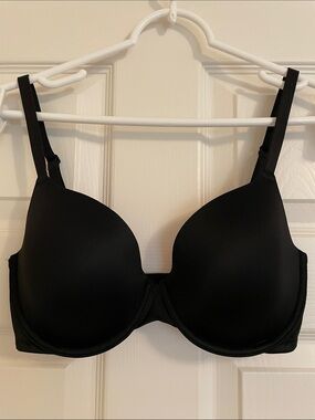 2/$90 NEW PINK Victoria's Secret Wear Everywhere T-Shirt Bra - Black